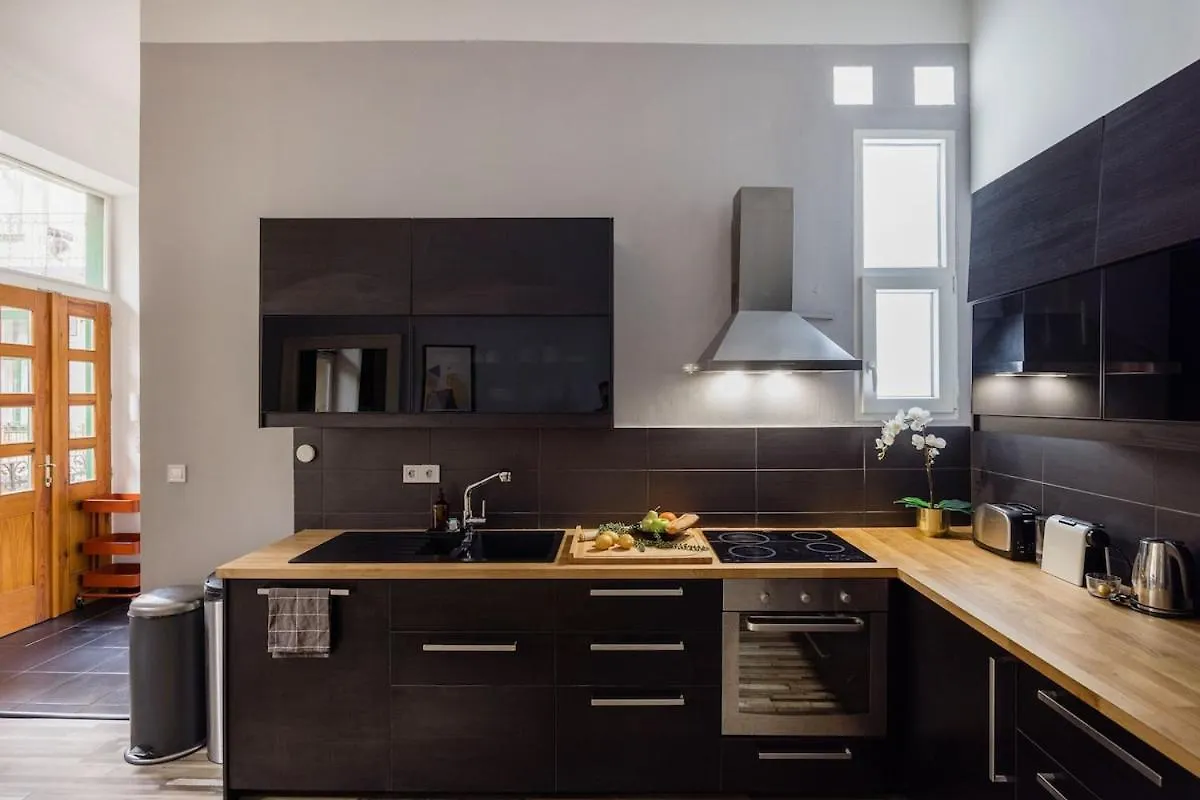 Apartmán Central Charm In Budapest Bustling 7Th District